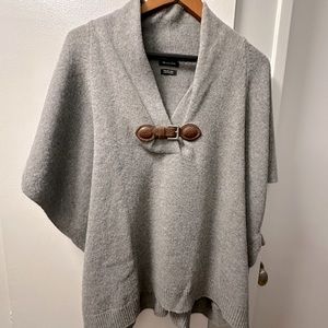 Massimo Dutti Women’s Grey Poncho. Size small.